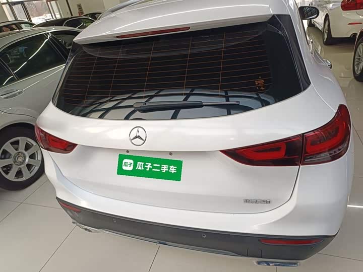 Фото 6 - Mercedes-Benz GLA-Class