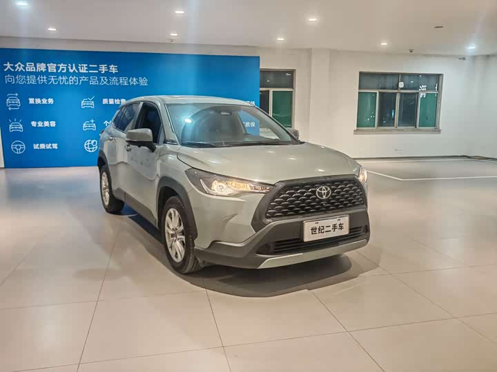 Фото 3 - Toyota Corolla Cross