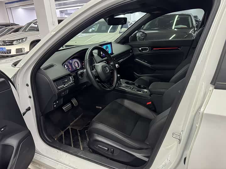 Фото 9 - Honda Civic