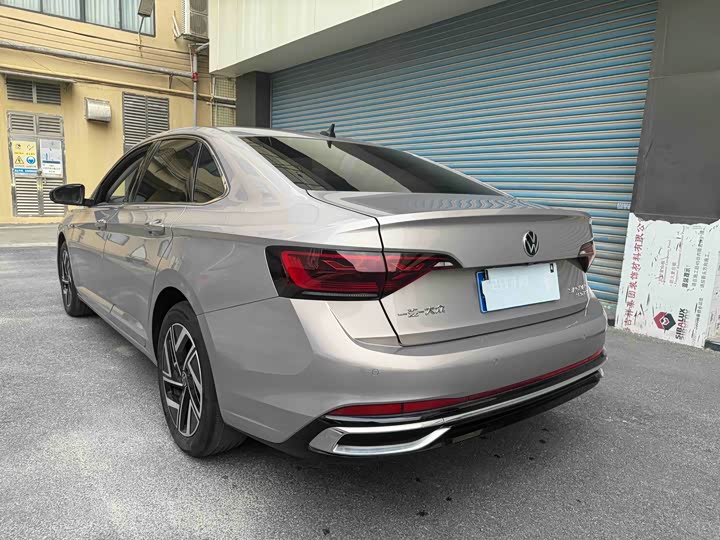 Фото 6 - Volkswagen Sagitar L