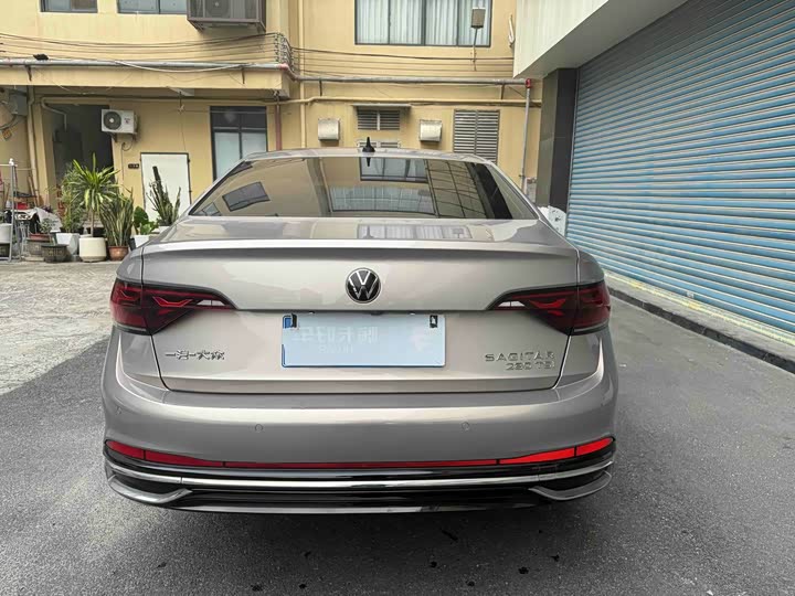 Фото 7 - Volkswagen Sagitar L