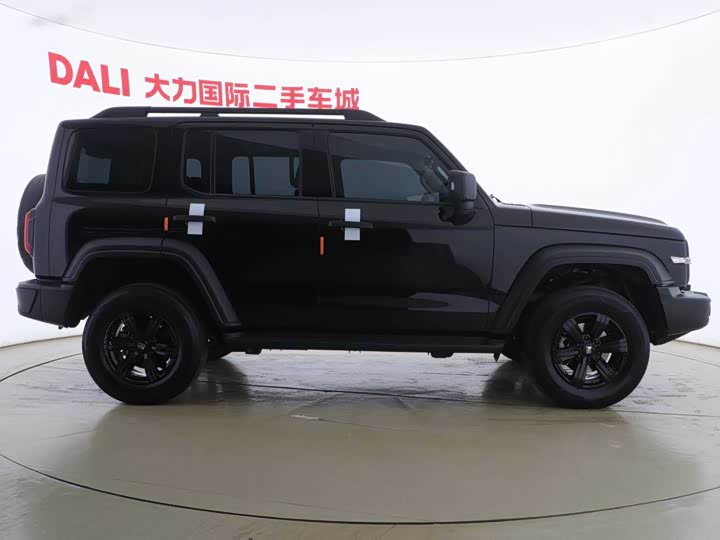 Фото 4 - Tank 300