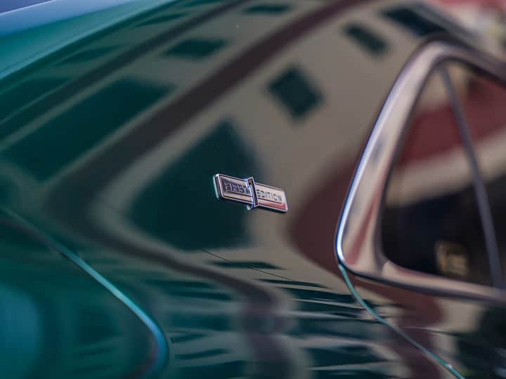 Фото 8 - Bentley Flying Spur