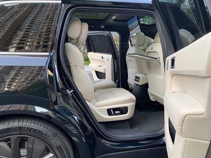 Фото 4 - LiXiang L9