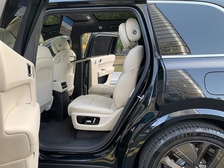 Фото 6 - LiXiang L9