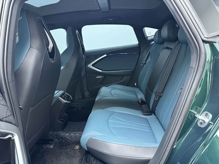 Фото 8 - MG Motor 7