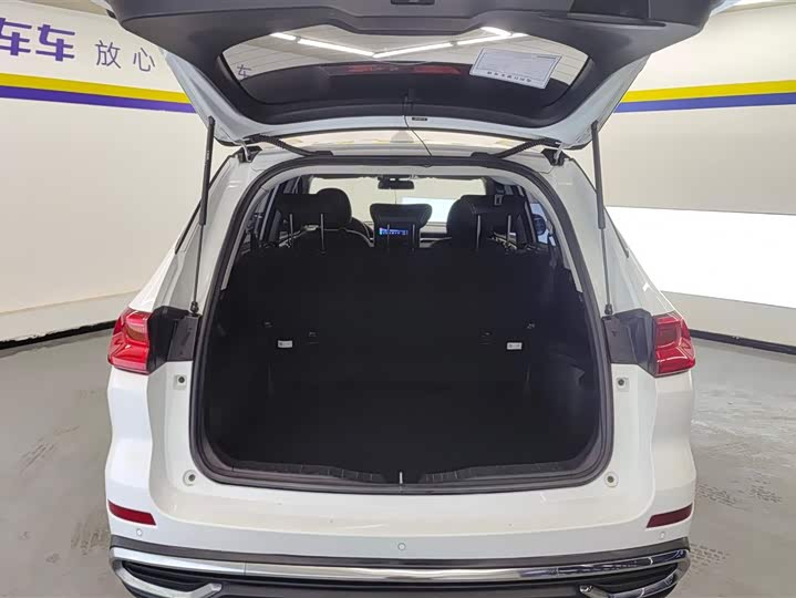 Фото 4 - Haval M6