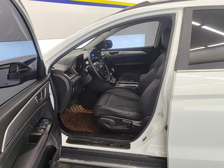 Фото 9 - Haval M6