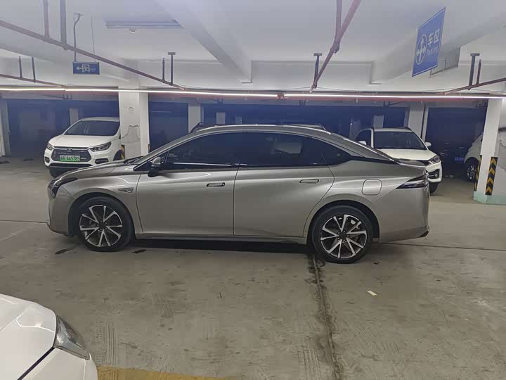 Фото 3 - GAC Aion S Plus