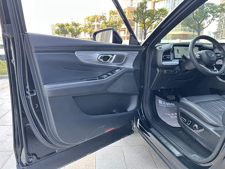 Фото 7 - GAC Trumpchi GS8