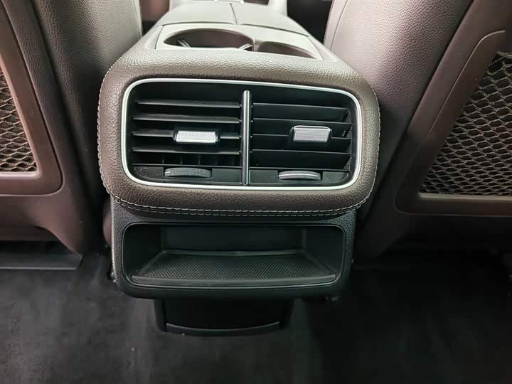 Фото 8 - Mercedes-Benz GLE-Class