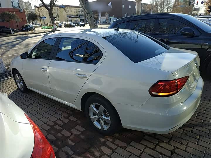 Фото 5 - Volkswagen Lavida