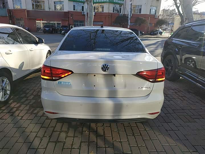 Фото 6 - Volkswagen Lavida