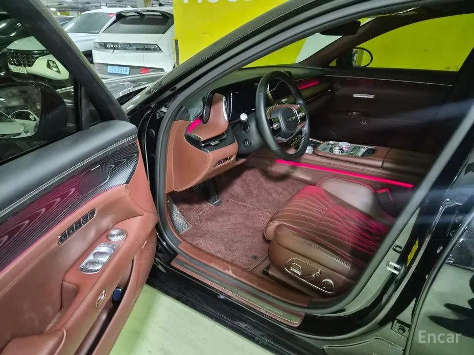 Фото 12 - Genesis G90