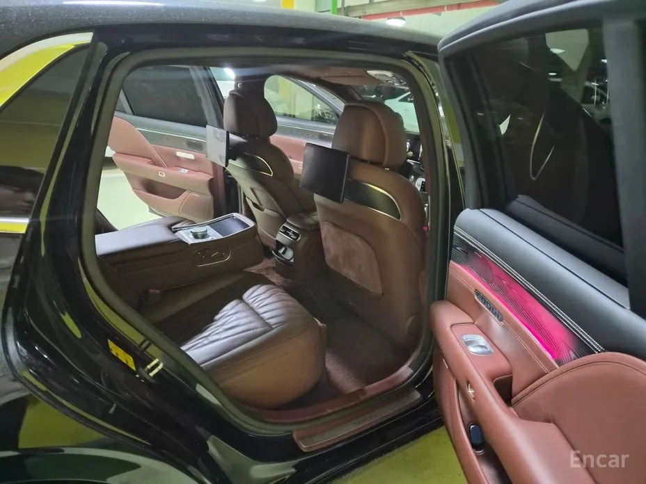 Фото 15 - Genesis G90