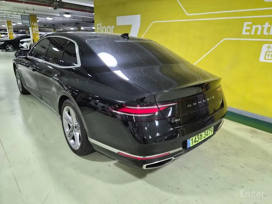 Фото 4 - Genesis G90