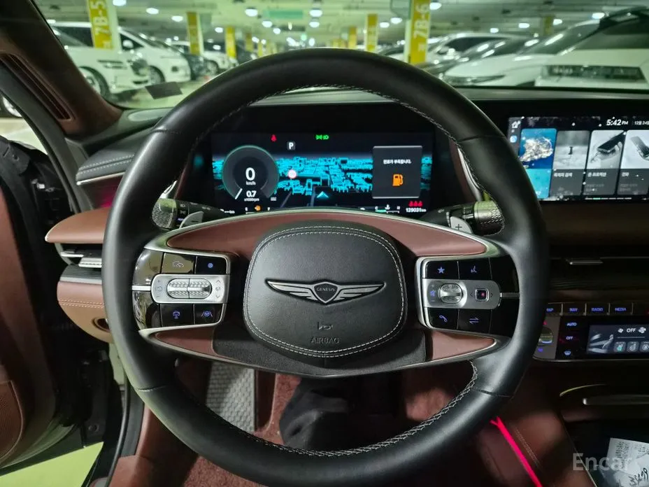 Фото 7 - Genesis G90