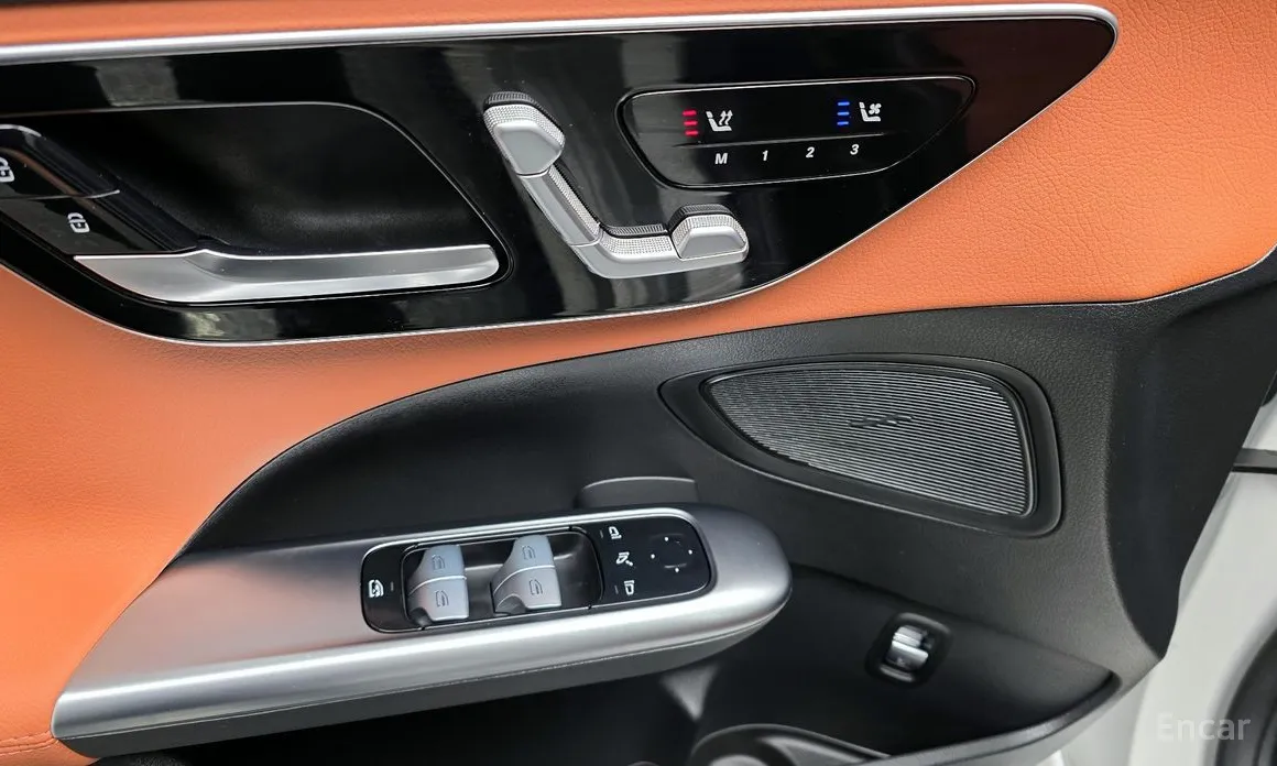 Фото 14 - Mercedes-Benz C-Class