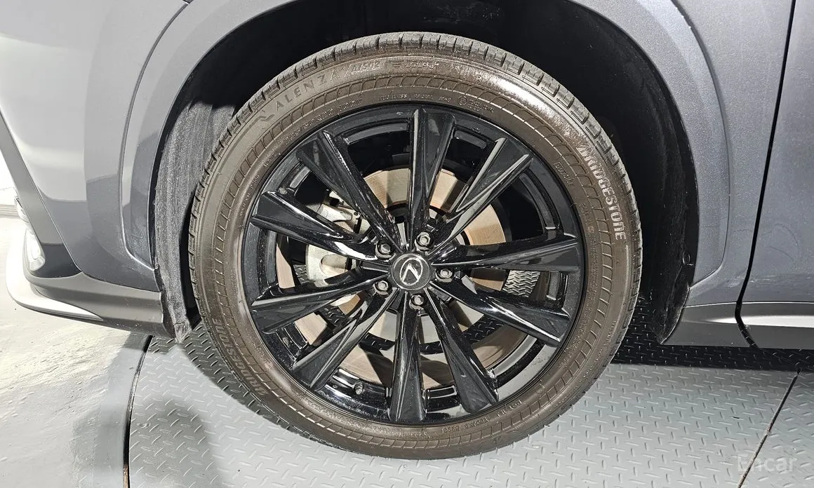 Фото 5 - Lexus NX