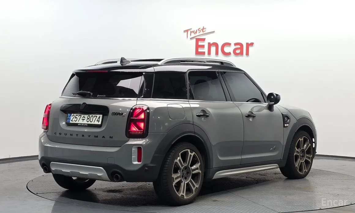 Фото 2 - Mini Countryman