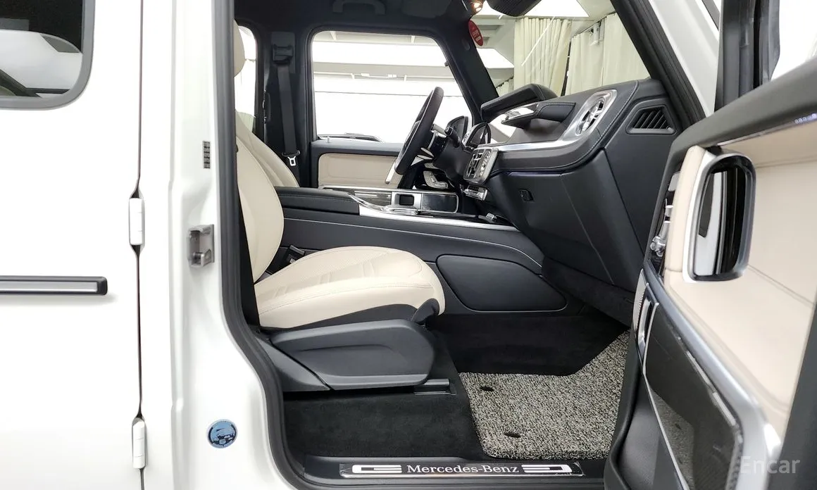 Фото 11 - Mercedes-Benz G-Class