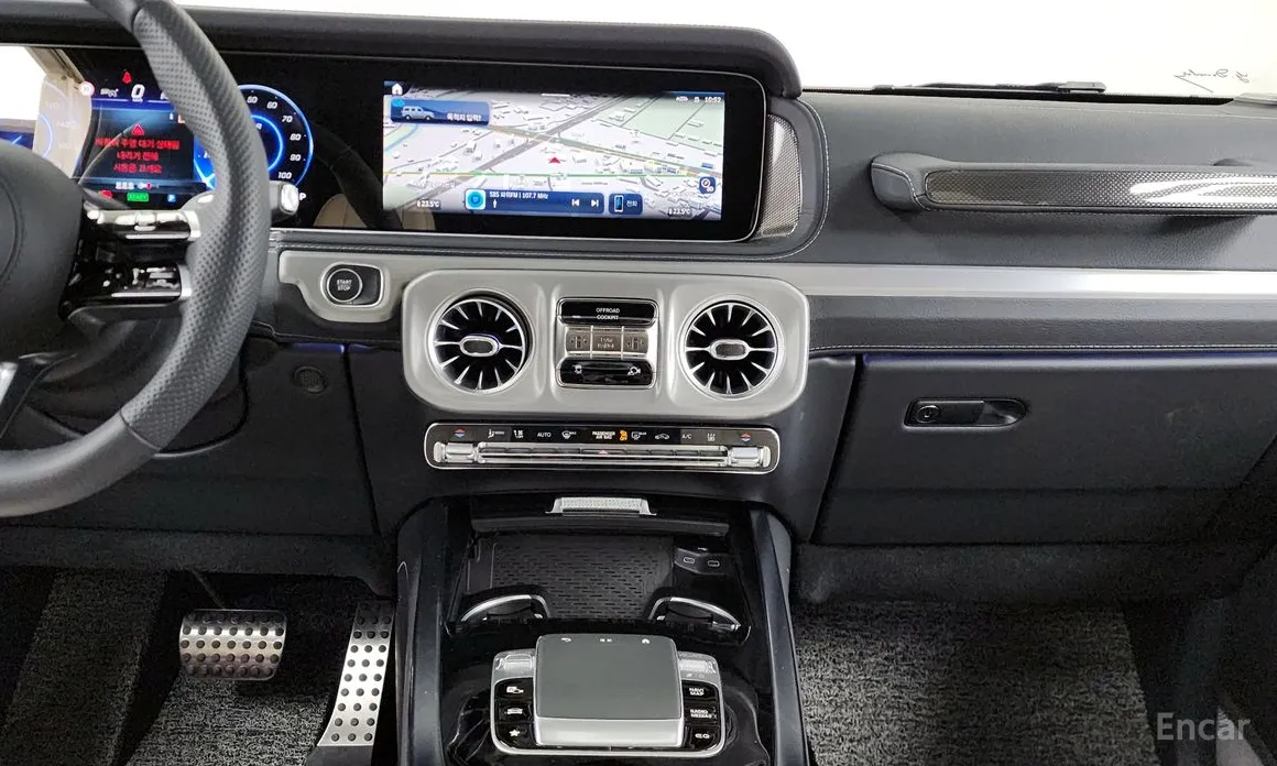 Фото 14 - Mercedes-Benz G-Class