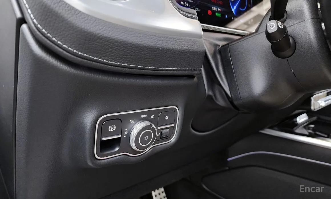 Фото 16 - Mercedes-Benz G-Class