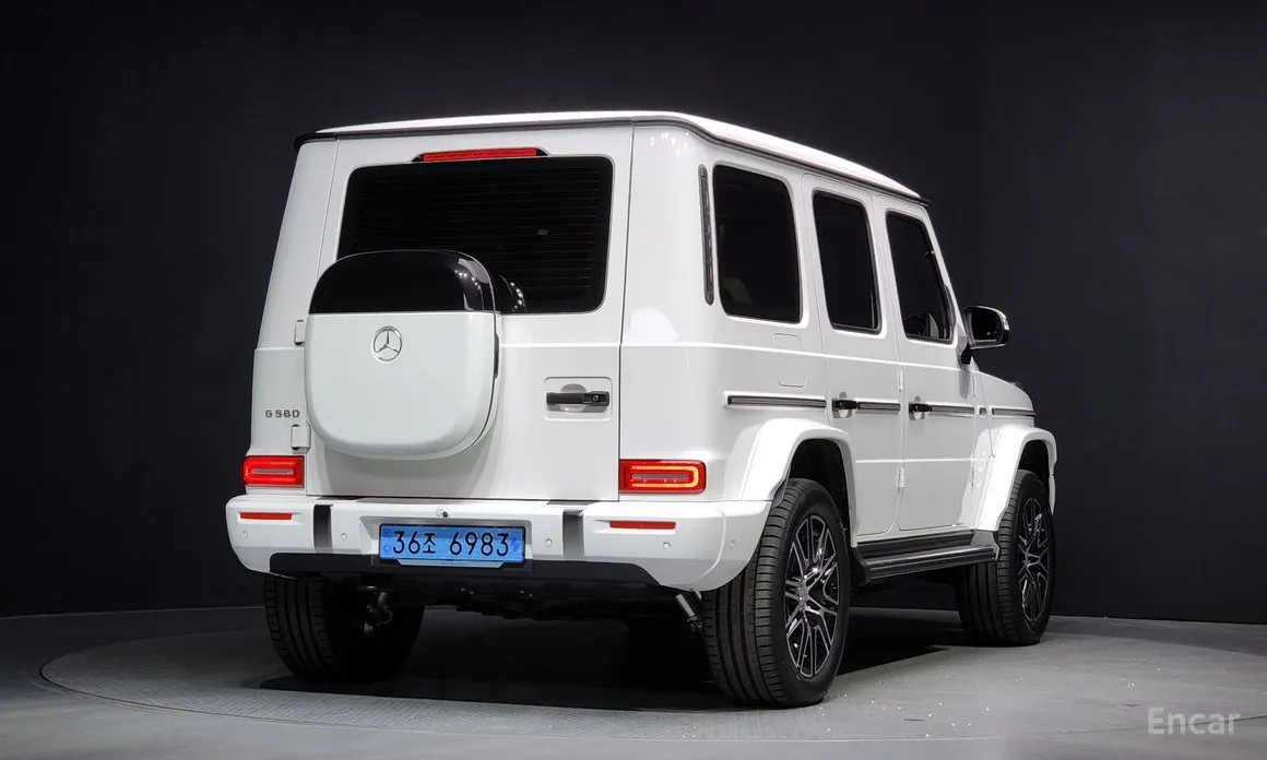 Фото 2 - Mercedes-Benz G-Class