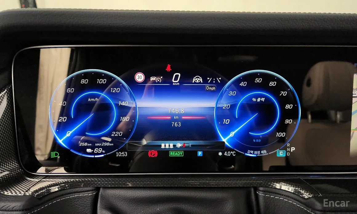 Фото 8 - Mercedes-Benz G-Class