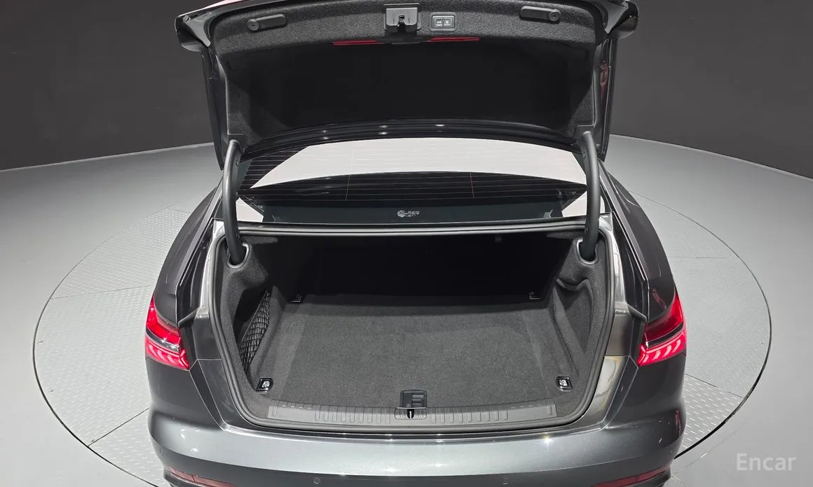 Фото 20 - Audi A6