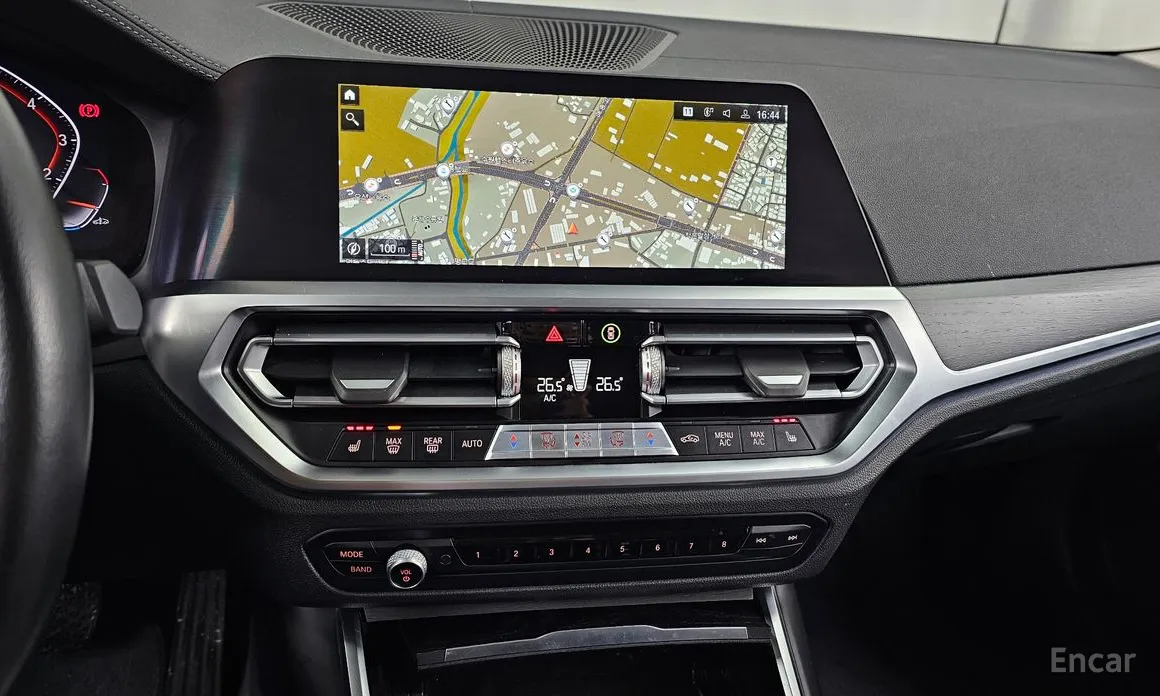 Фото 14 - BMW 3 Series