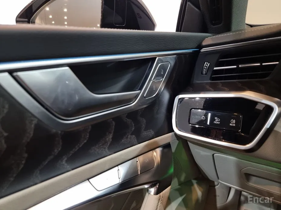 Фото 20 - Audi A7