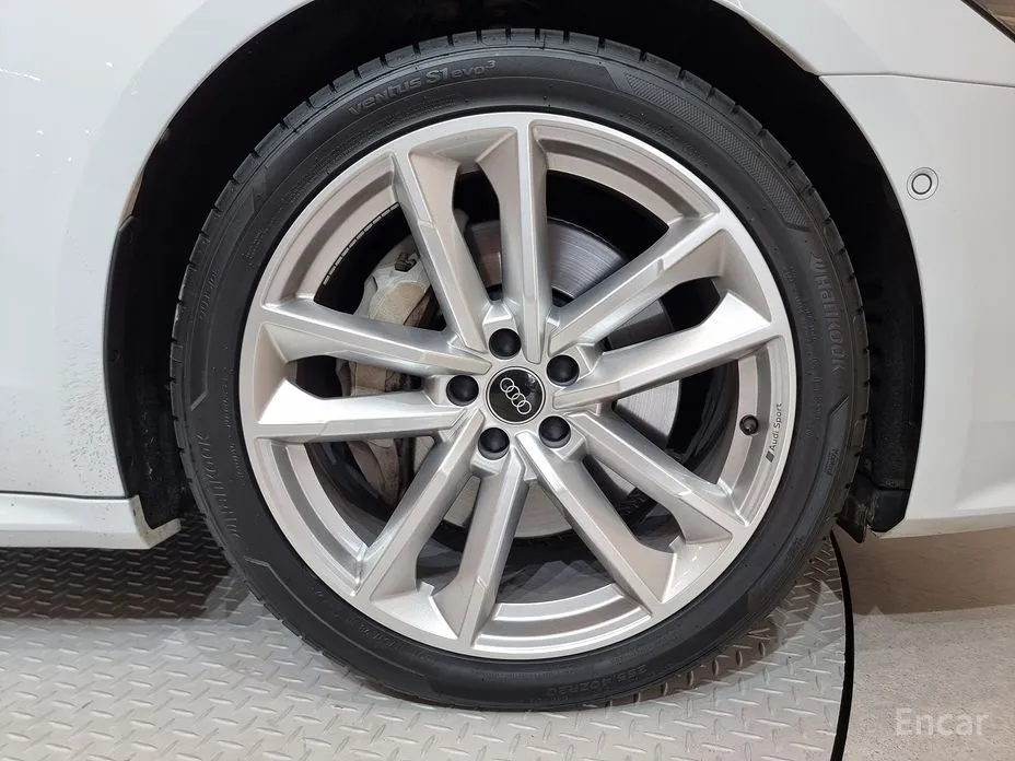 Фото 5 - Audi A7