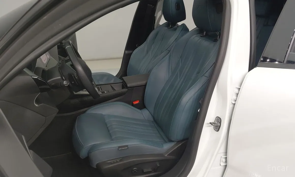 Фото 10 - Peugeot 408