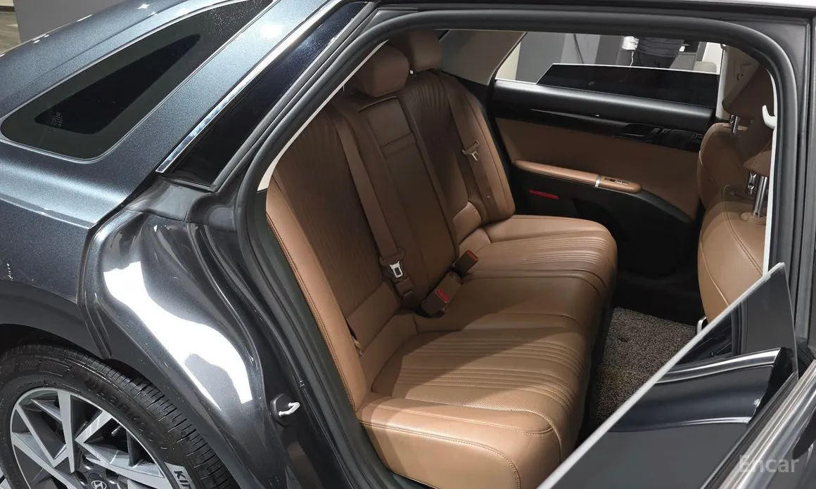 Фото 11 - Hyundai Grandeur