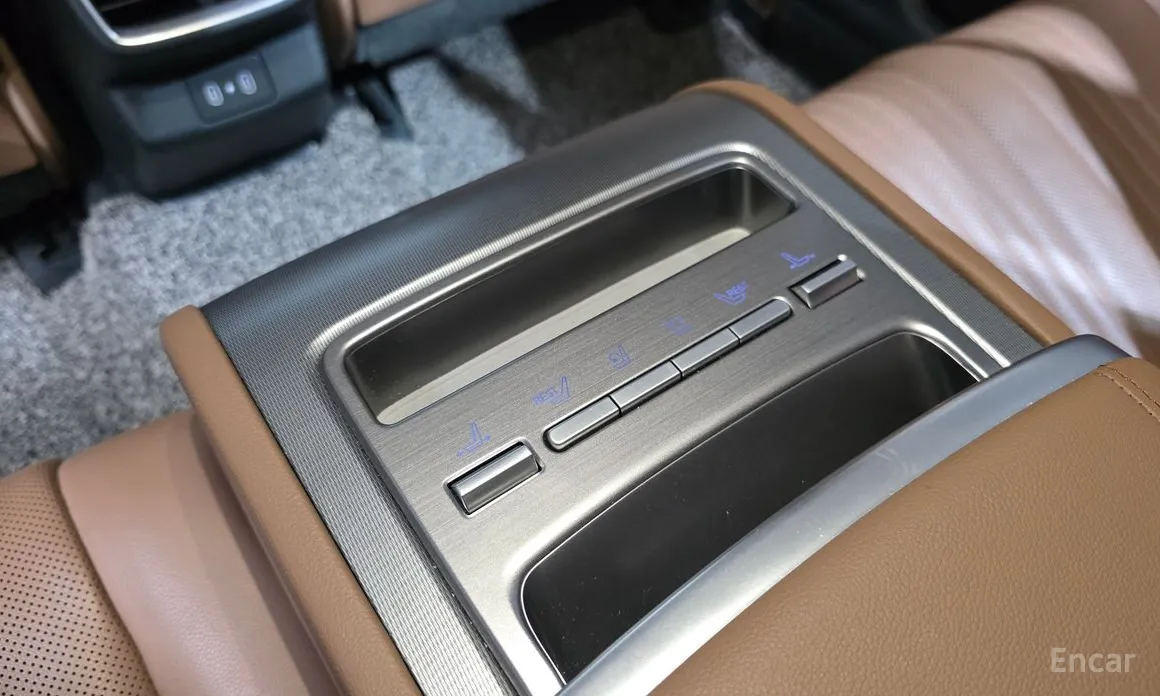 Фото 19 - Hyundai Grandeur