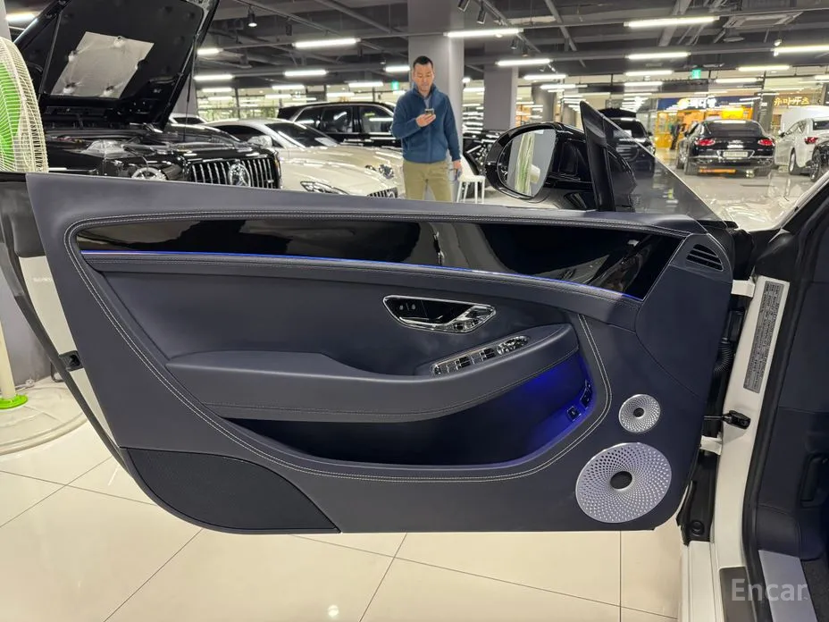 Фото 7 - Bentley Continental GT