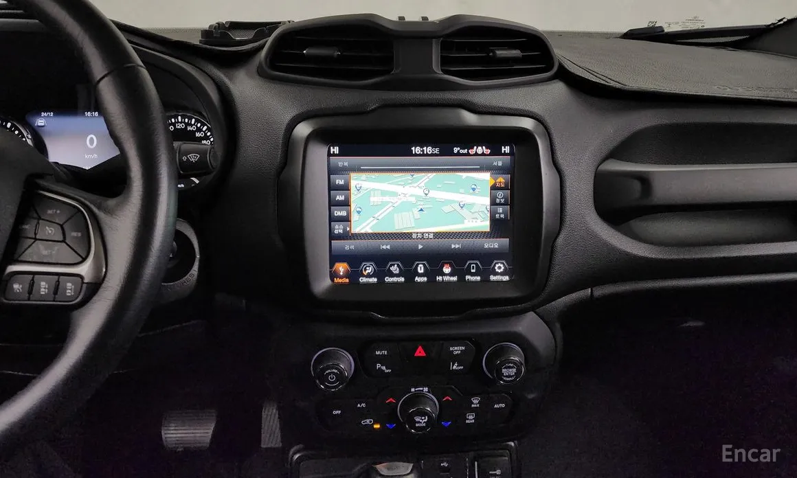 Фото 14 - Jeep Renegade