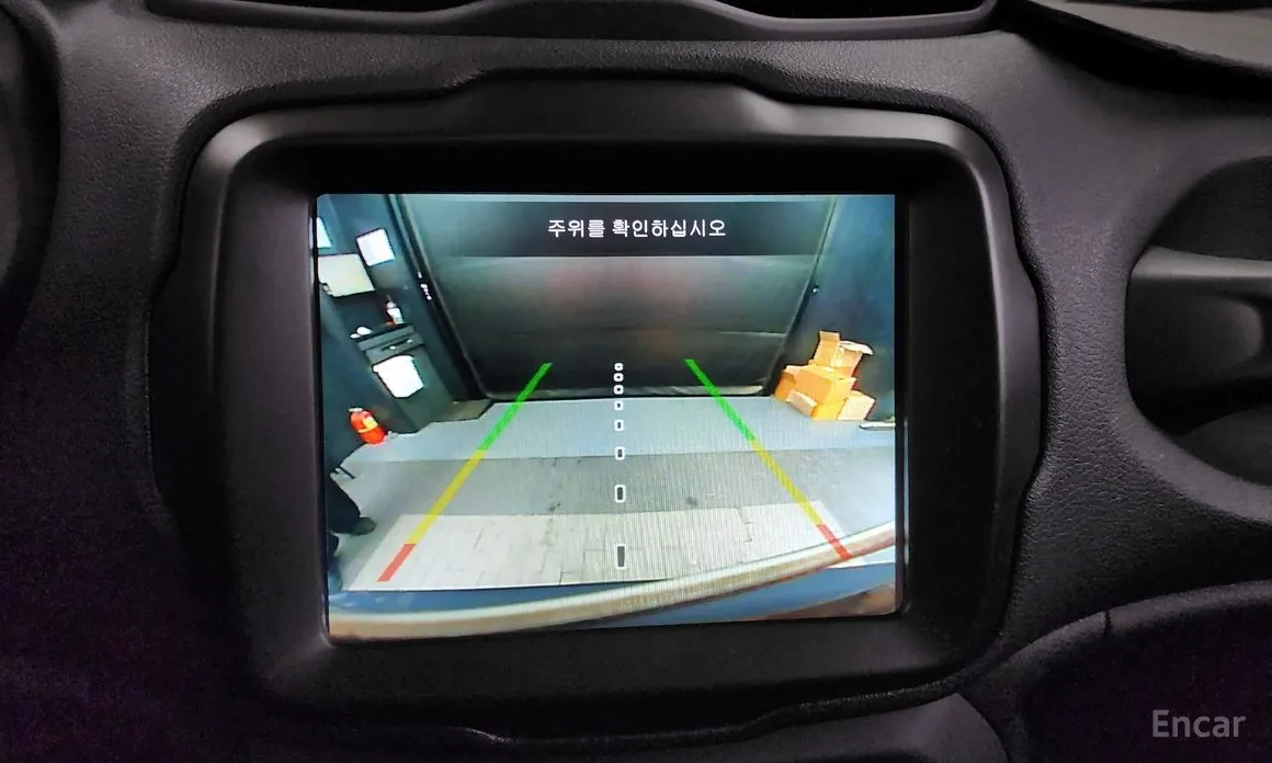 Фото 15 - Jeep Renegade