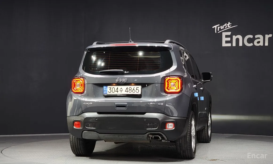 Фото 4 - Jeep Renegade