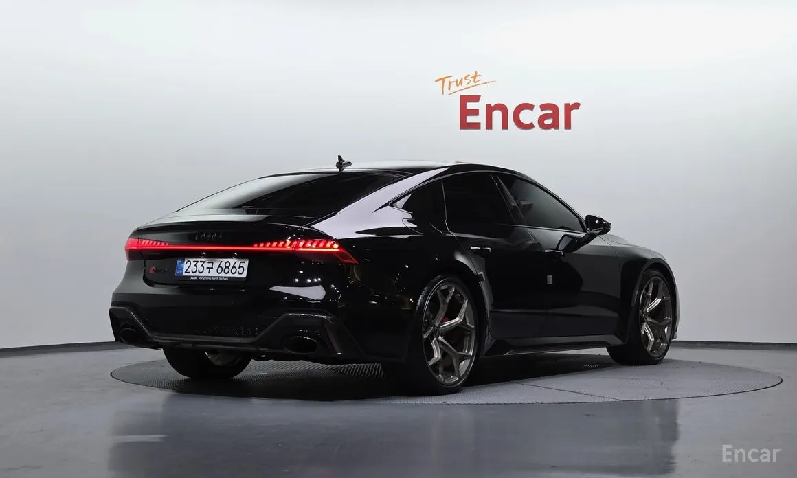 Фото 2 - Audi RS 7