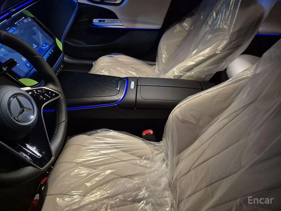 Фото 10 - Mercedes-Benz E-Class