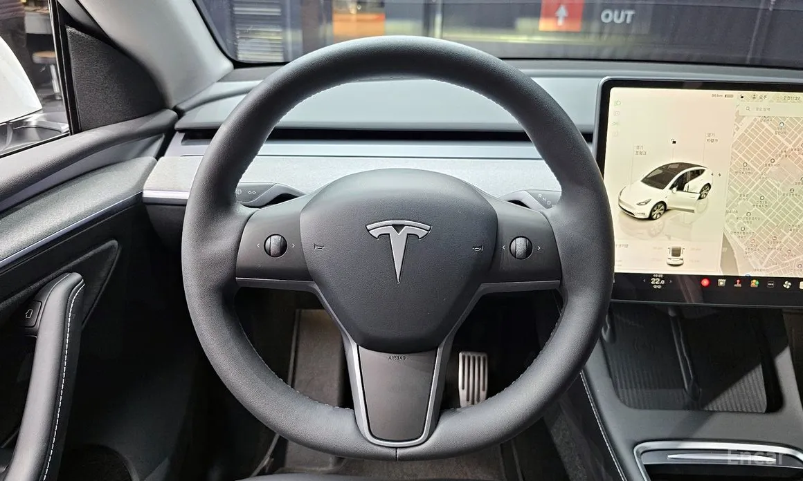 Фото 13 - Tesla Model Y