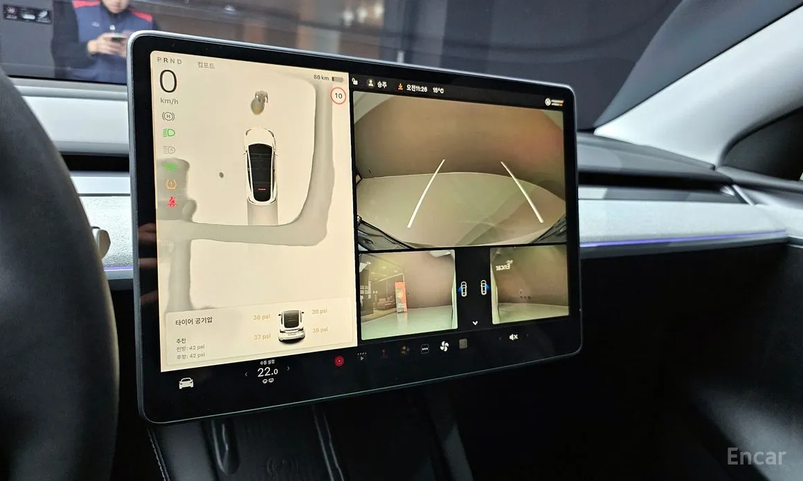 Фото 18 - Tesla Model Y