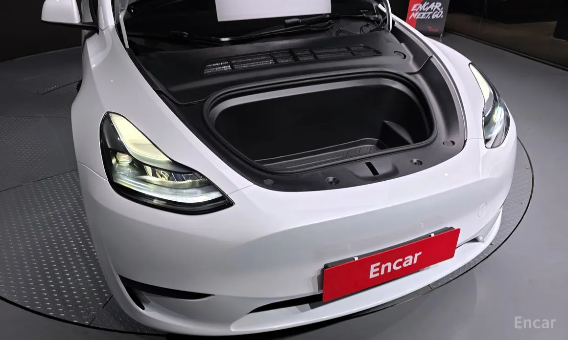 Фото 6 - Tesla Model Y