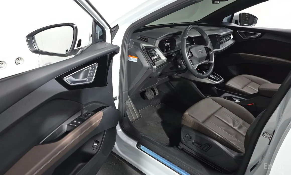 Фото 11 - Audi Q4 e-tron