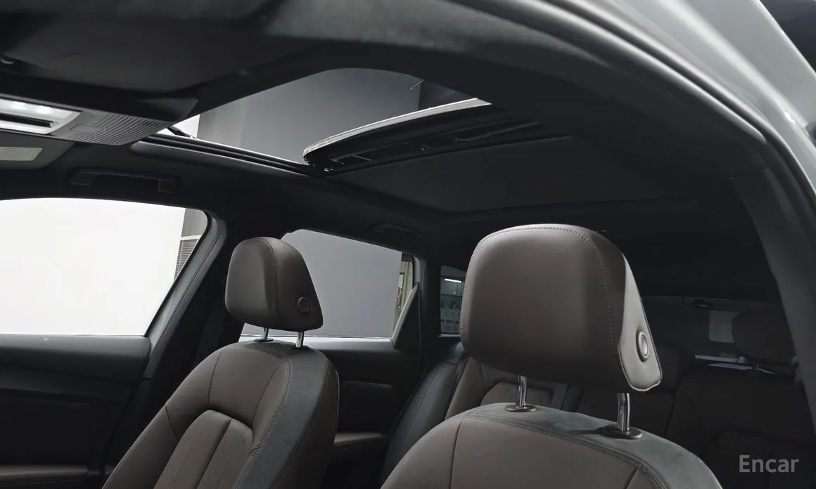 Фото 19 - Audi Q4 e-tron