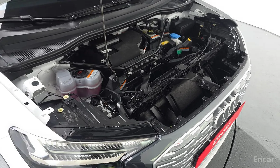 Фото 6 - Audi Q4 e-tron