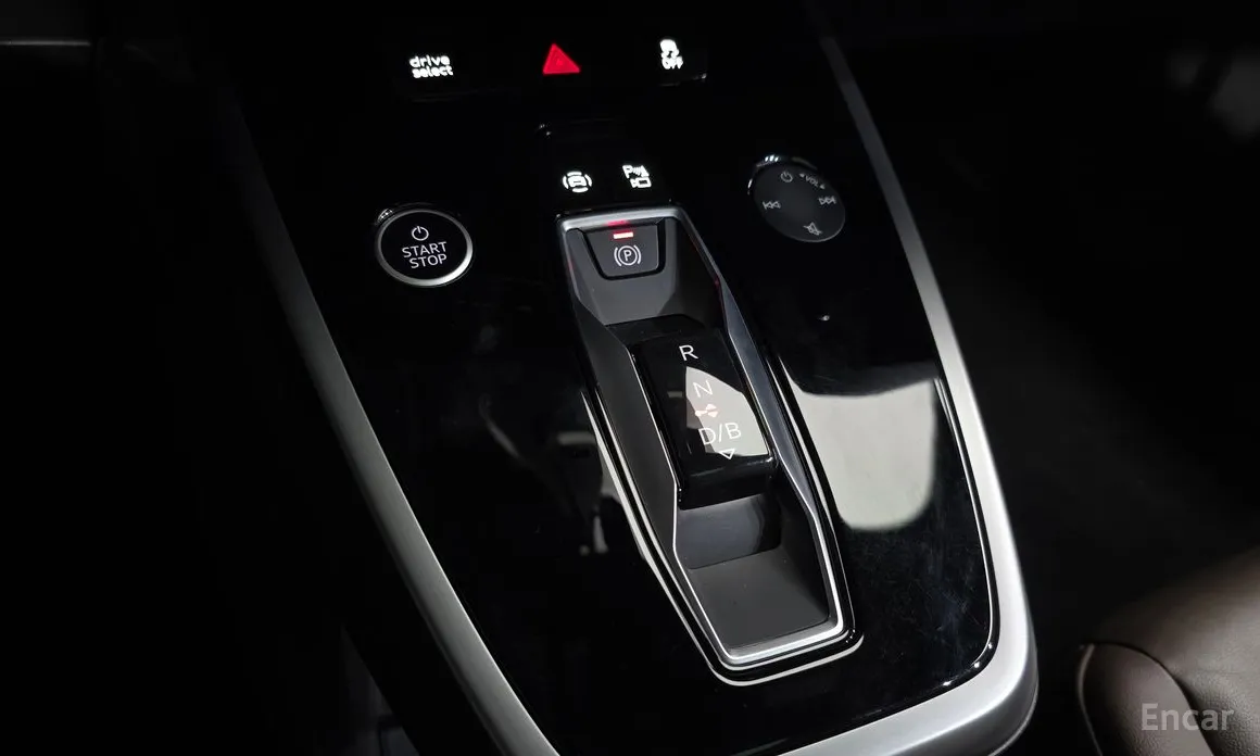 Фото 9 - Audi Q4 e-tron