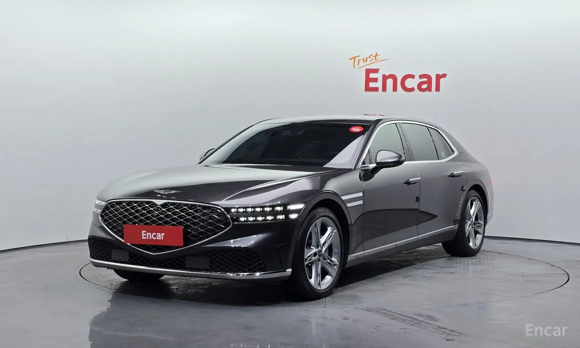 Фото 1 - Genesis G90